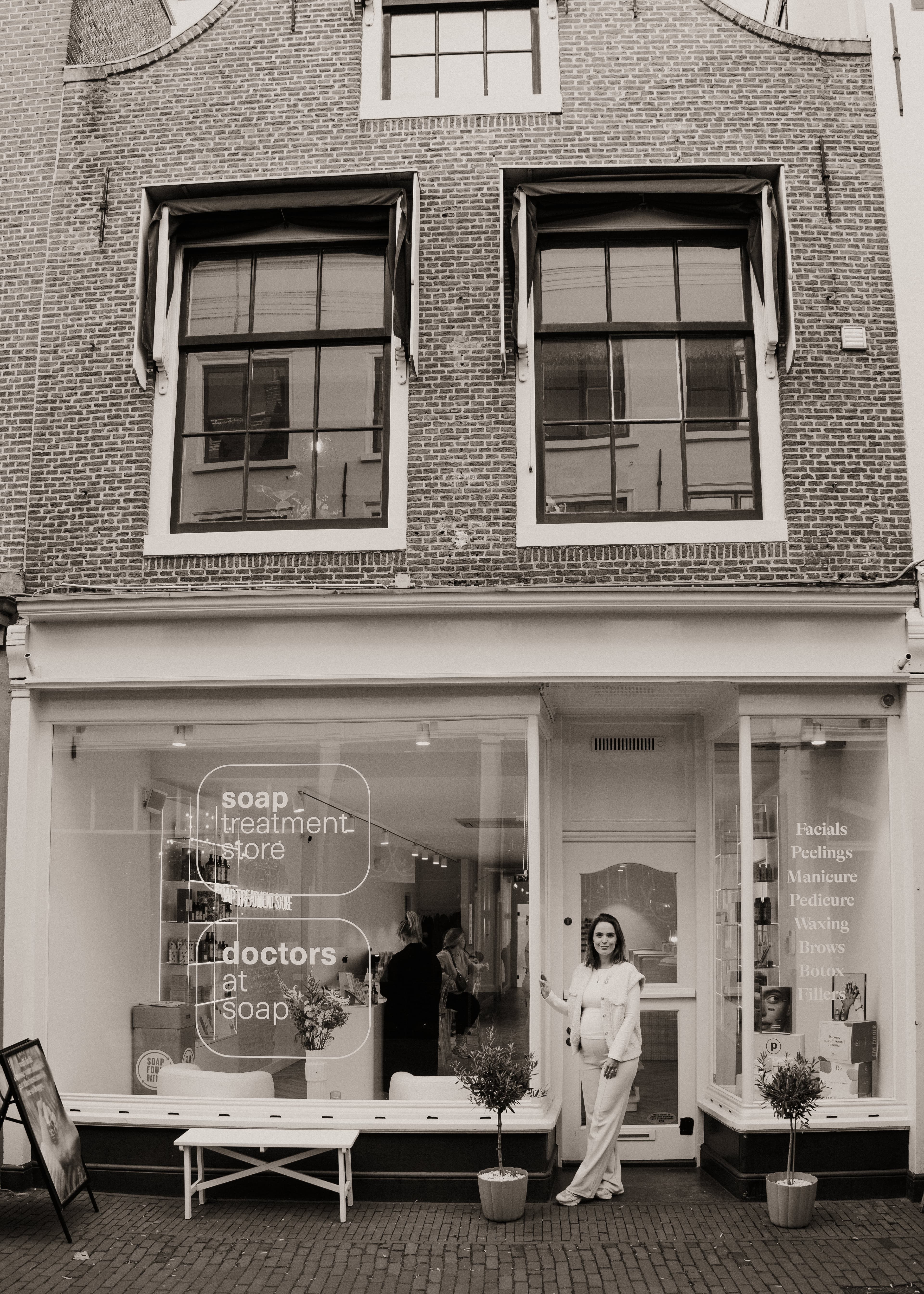 haarlem-store-front