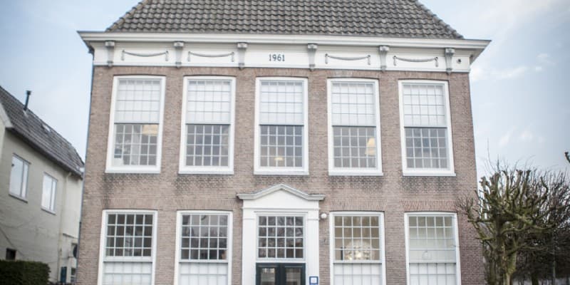 Zipper Clinics Enschede, de locatie voor chirurgie zoals ooglidcorrecties. Zipper Clinics heeft een nieuwe naam, Soap Clinics